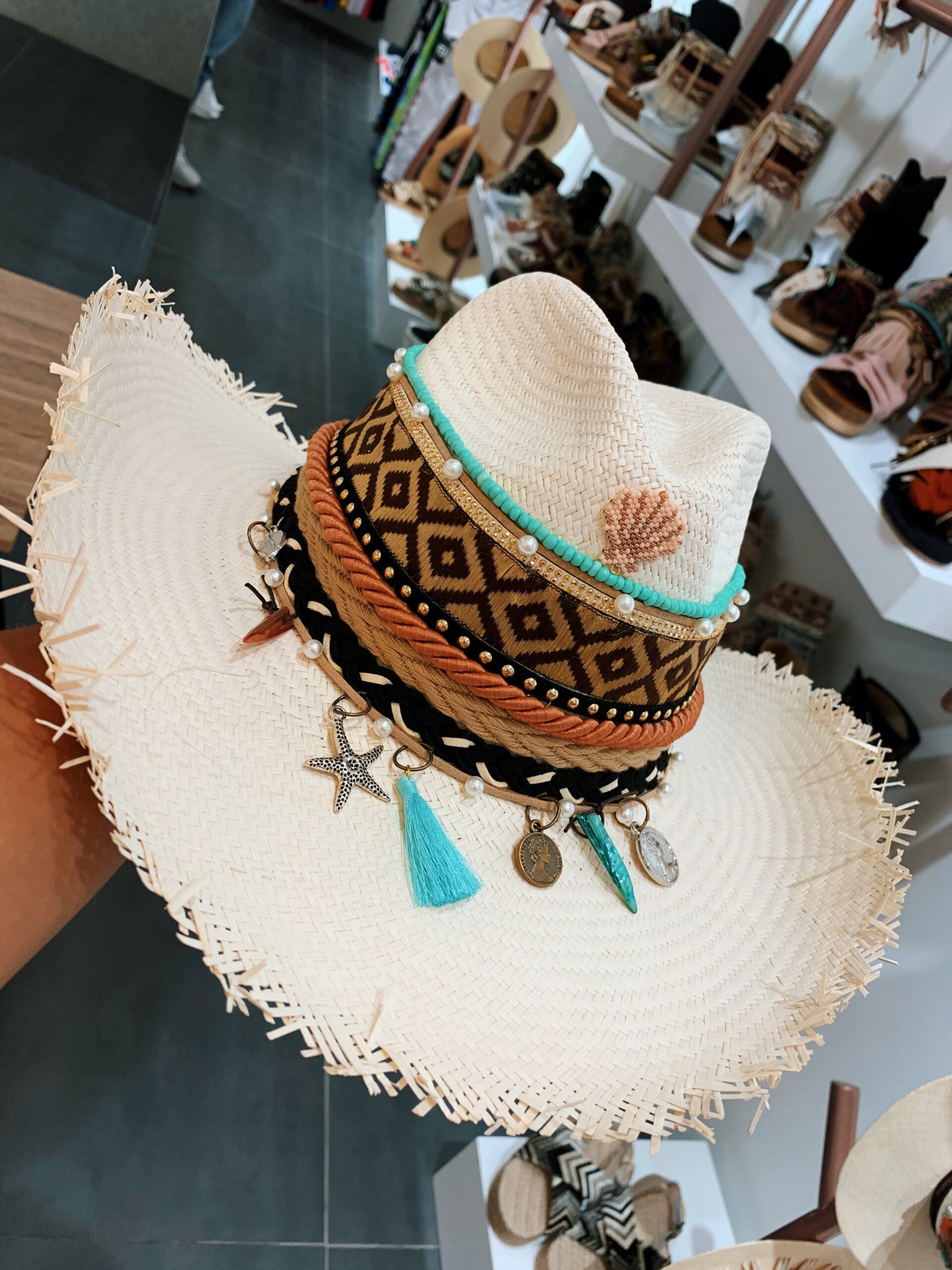 Etnico Pastel